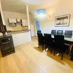 Eden Apartment *