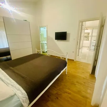 Eden Apartamento *